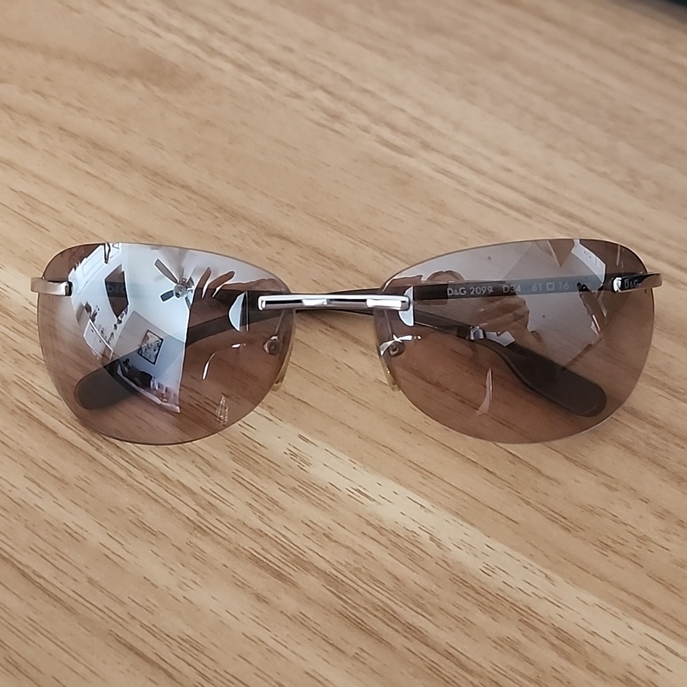 D&G pilot sunglasses